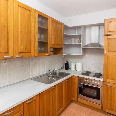 Apartment Mario